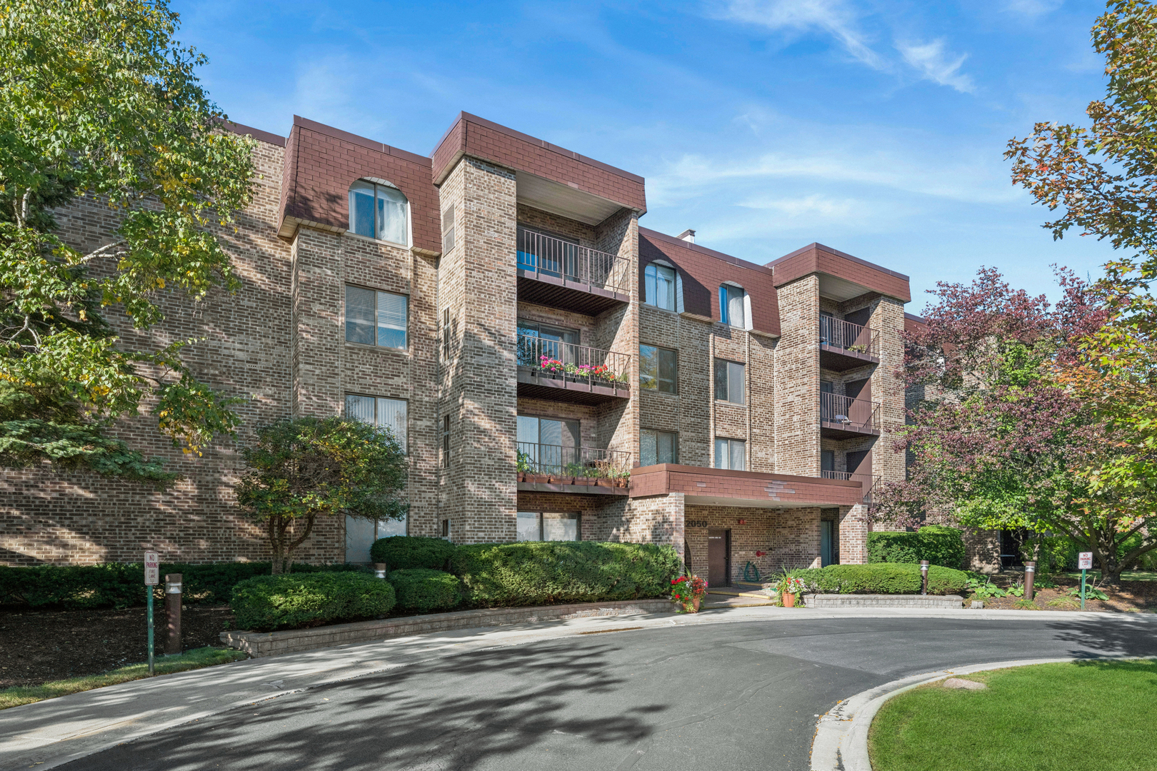 2050 Valencia Drive Unit: 405C