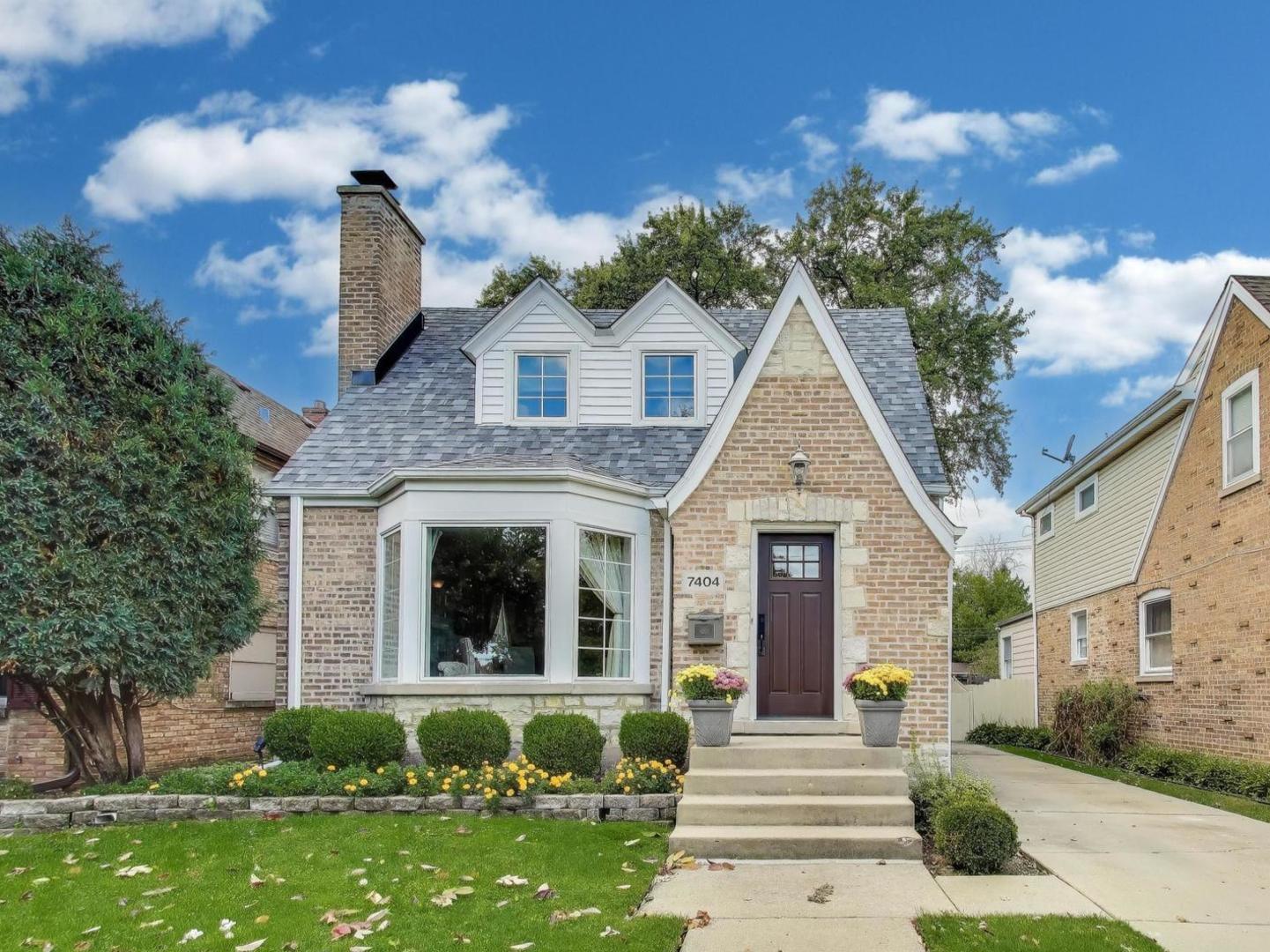 7404 N Overhill Avenue