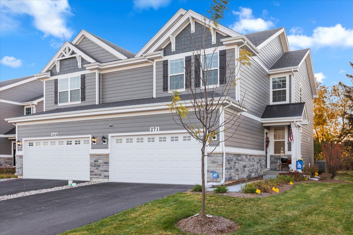 271 Charlestowne Lakes Drive