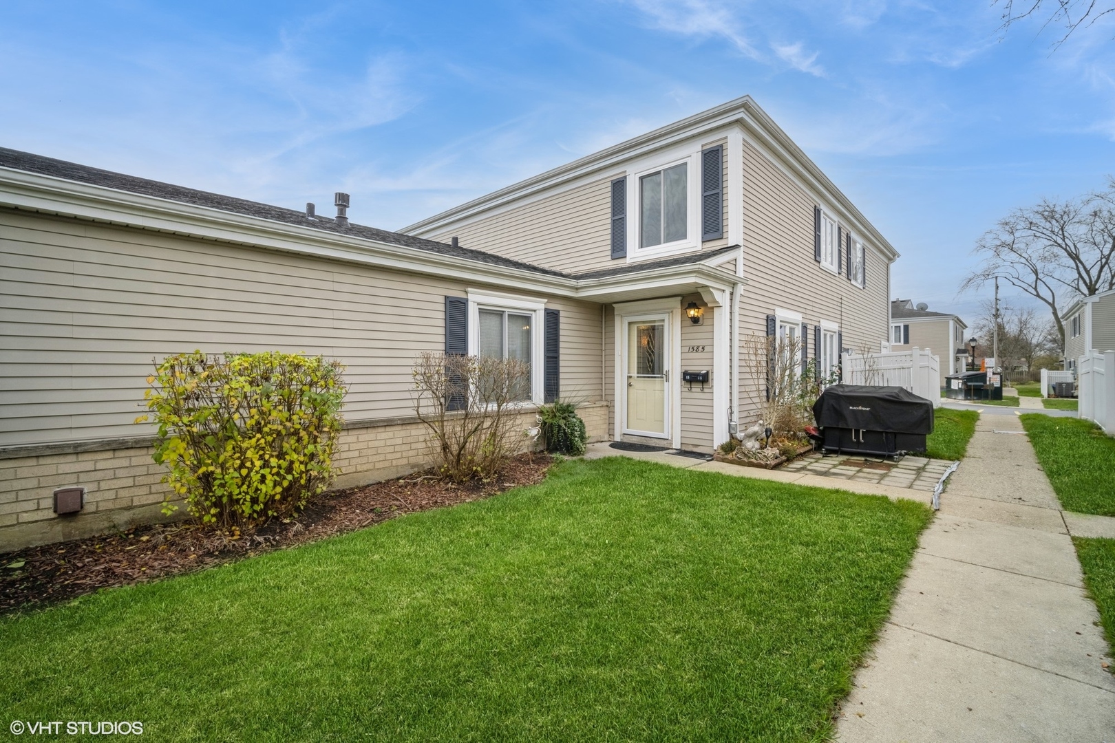 1585 Quaker Lane Unit: 106C