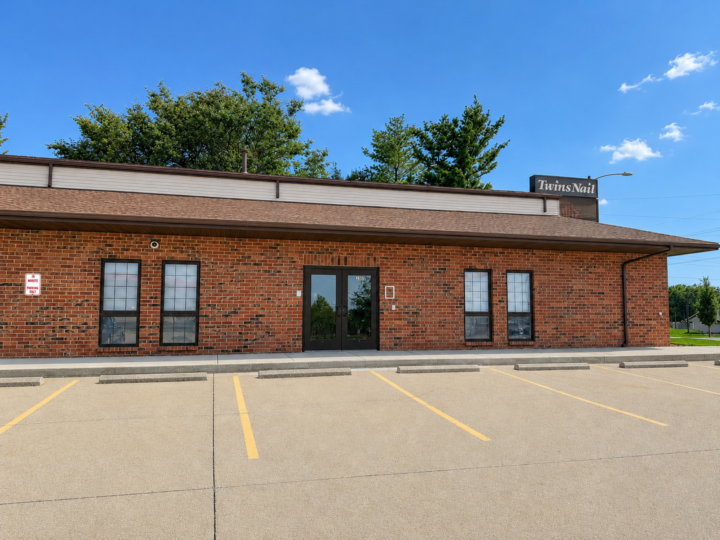 1319 N Veterans Parkway Unit: 3A