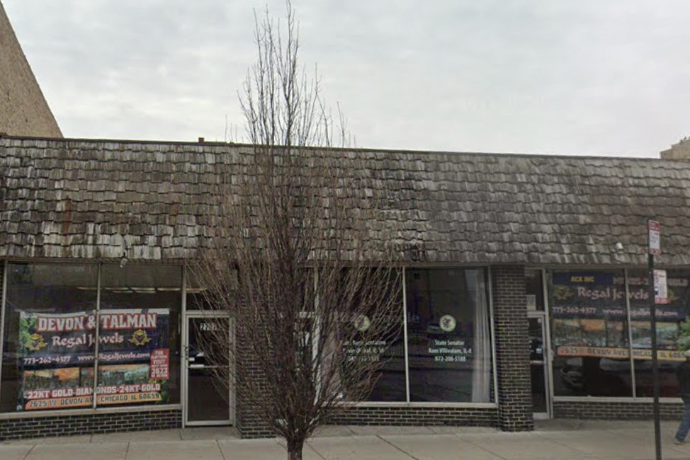 2707 W Devon Avenue