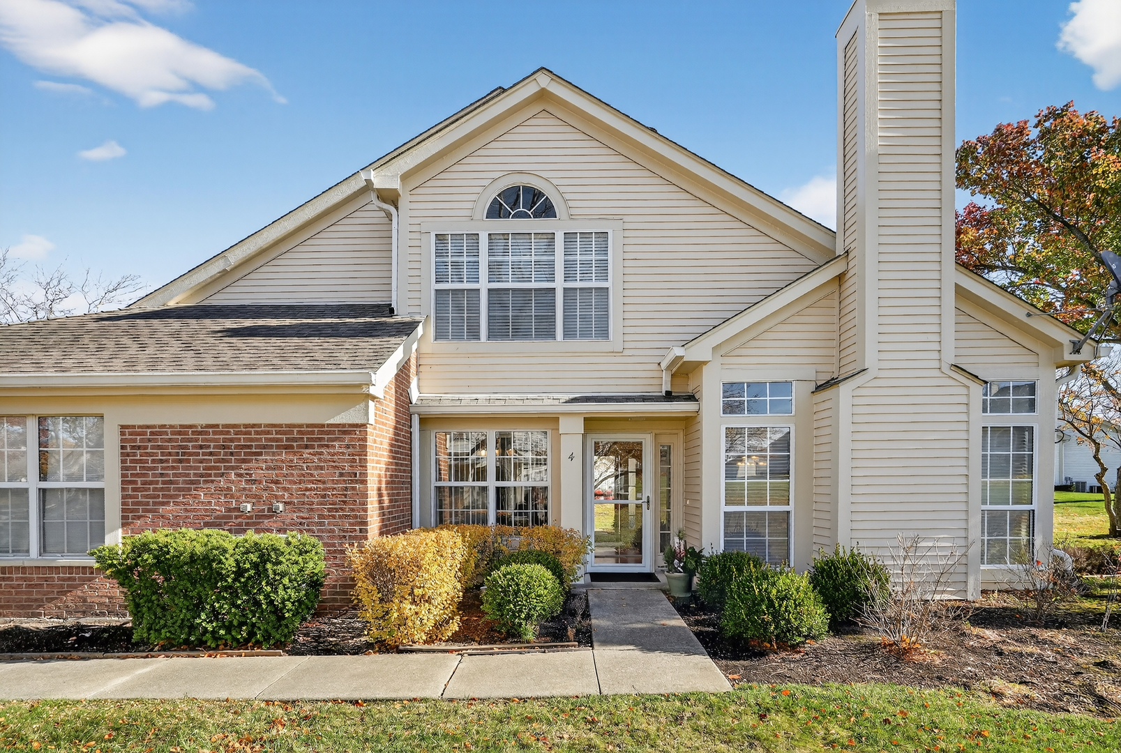 370 Ashford Circle Unit: 4