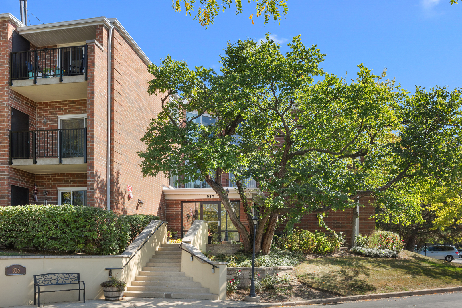 815 Leicester Road Unit: 219