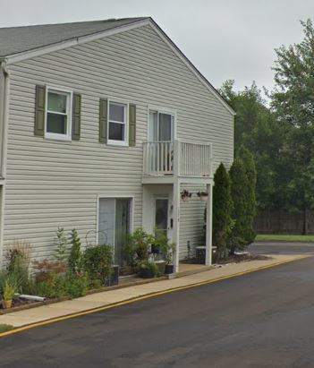 157 Peter Court Unit: D