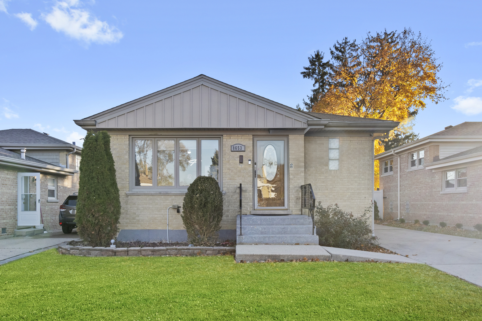 8653 N Merrill Street