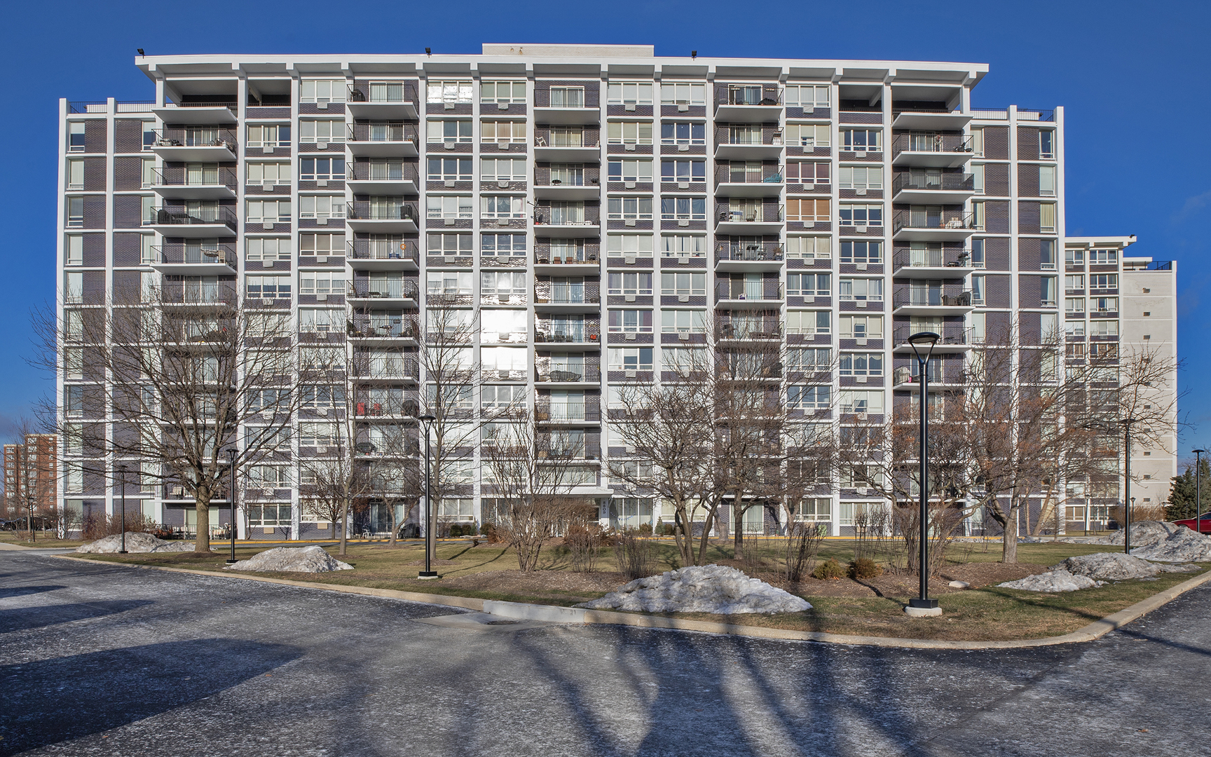 8809 Golf Road Unit: 8J