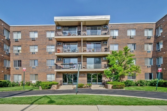 9445 KENTON Avenue Unit: 206