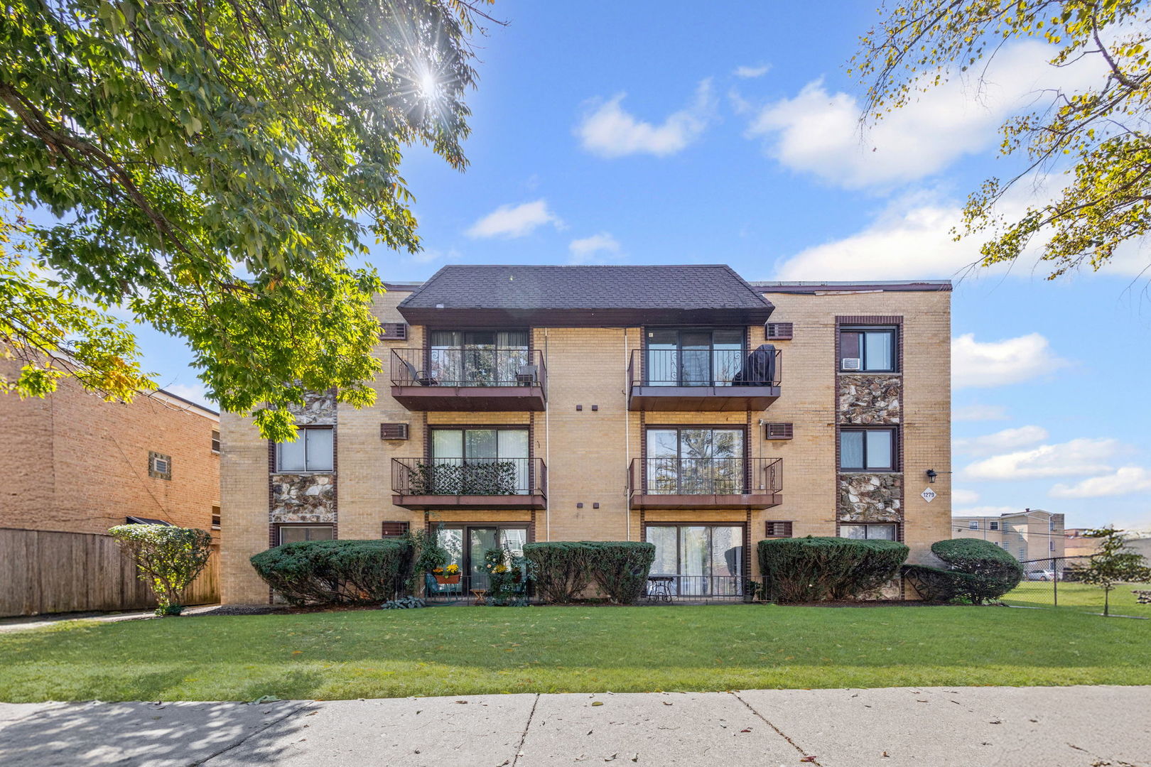1279 Harding Avenue Unit: 3B
