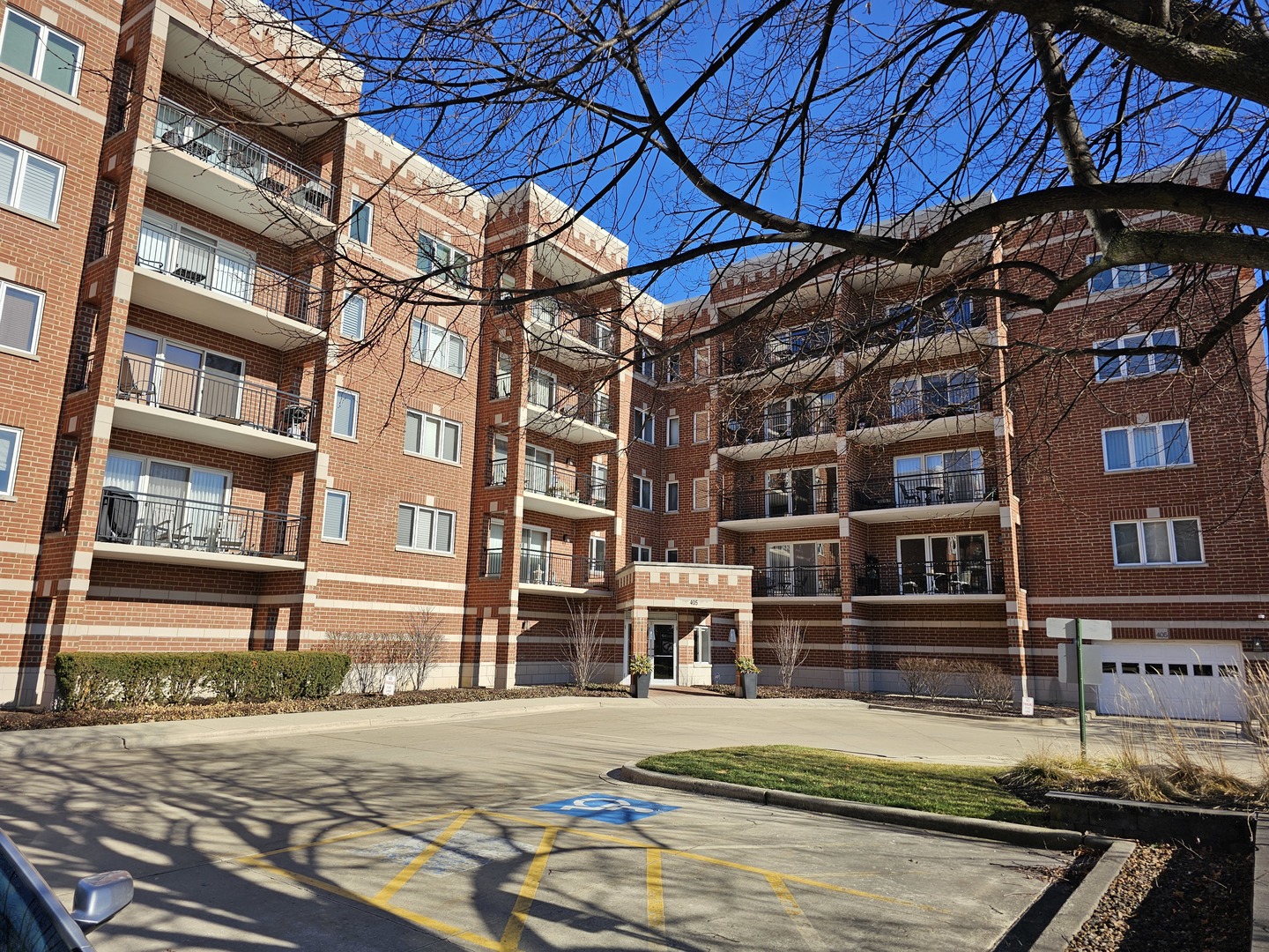 405 W Front Street Unit: 3-207