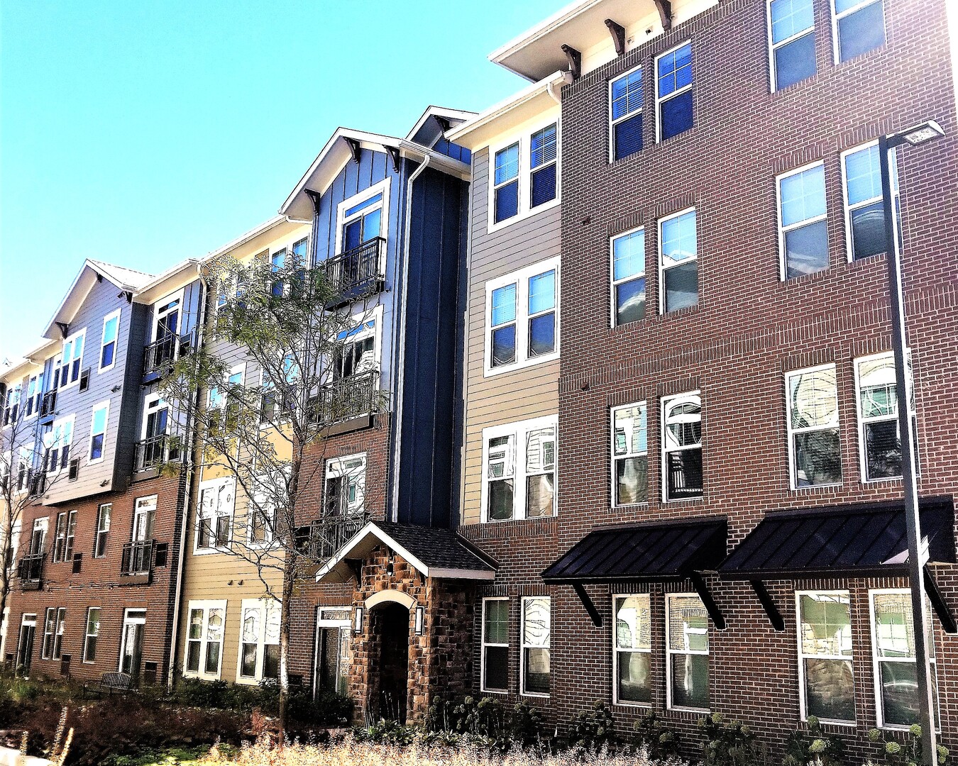 690 E Algonquin Road Unit: 3312