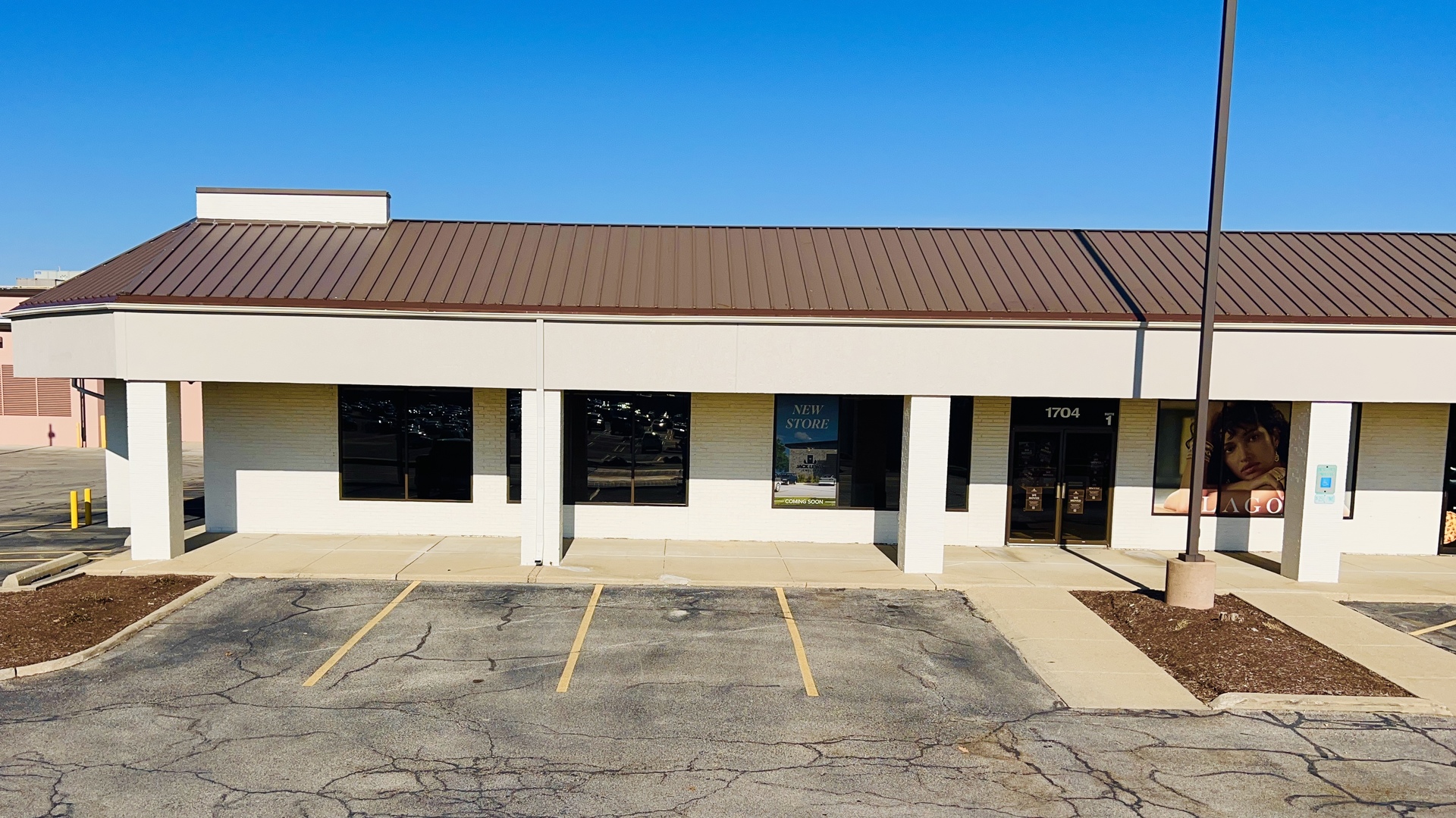 1704 Eastland Drive Unit: 1