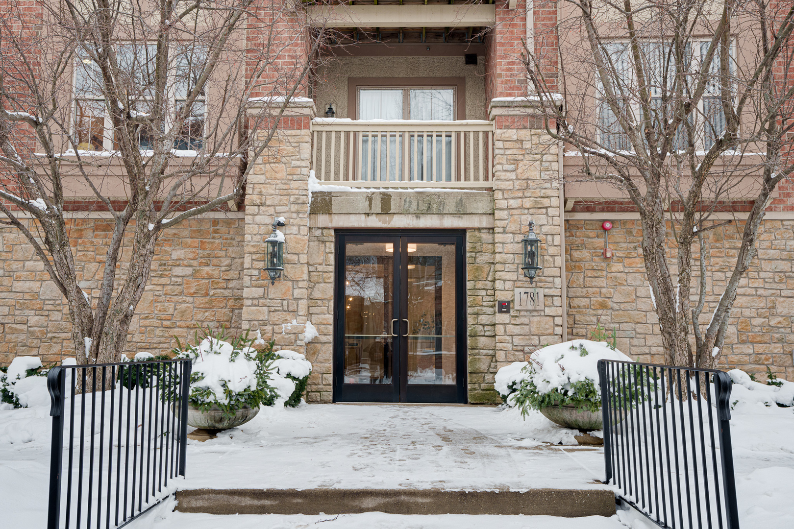 1781 TUDOR Lane Unit: 308