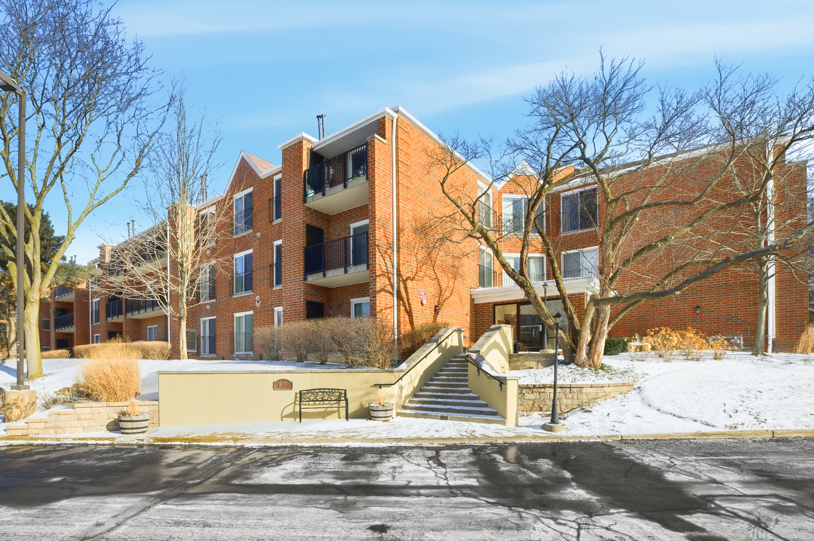 815 Leicester Road Unit: 109