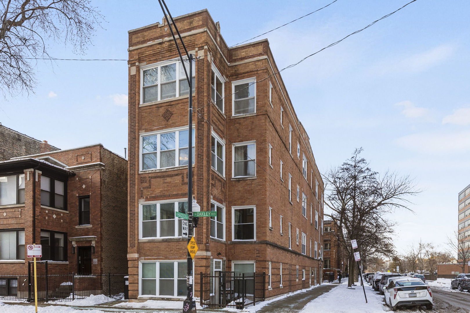 1122 N Oakley Boulevard Unit: C