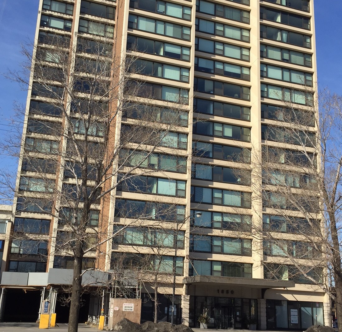 1850 N Clark Street Unit: 901