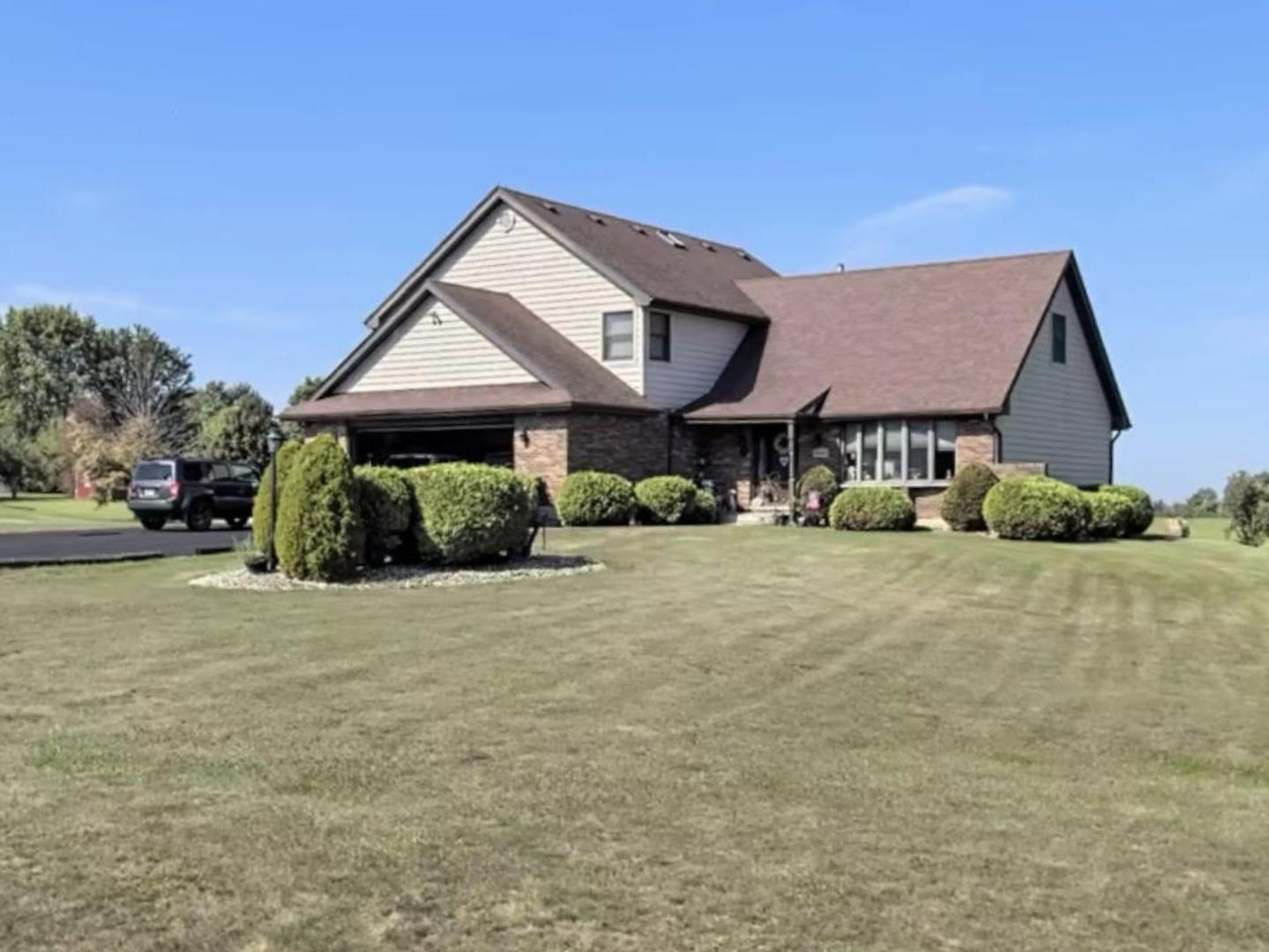 17640 S Foxboro Lane