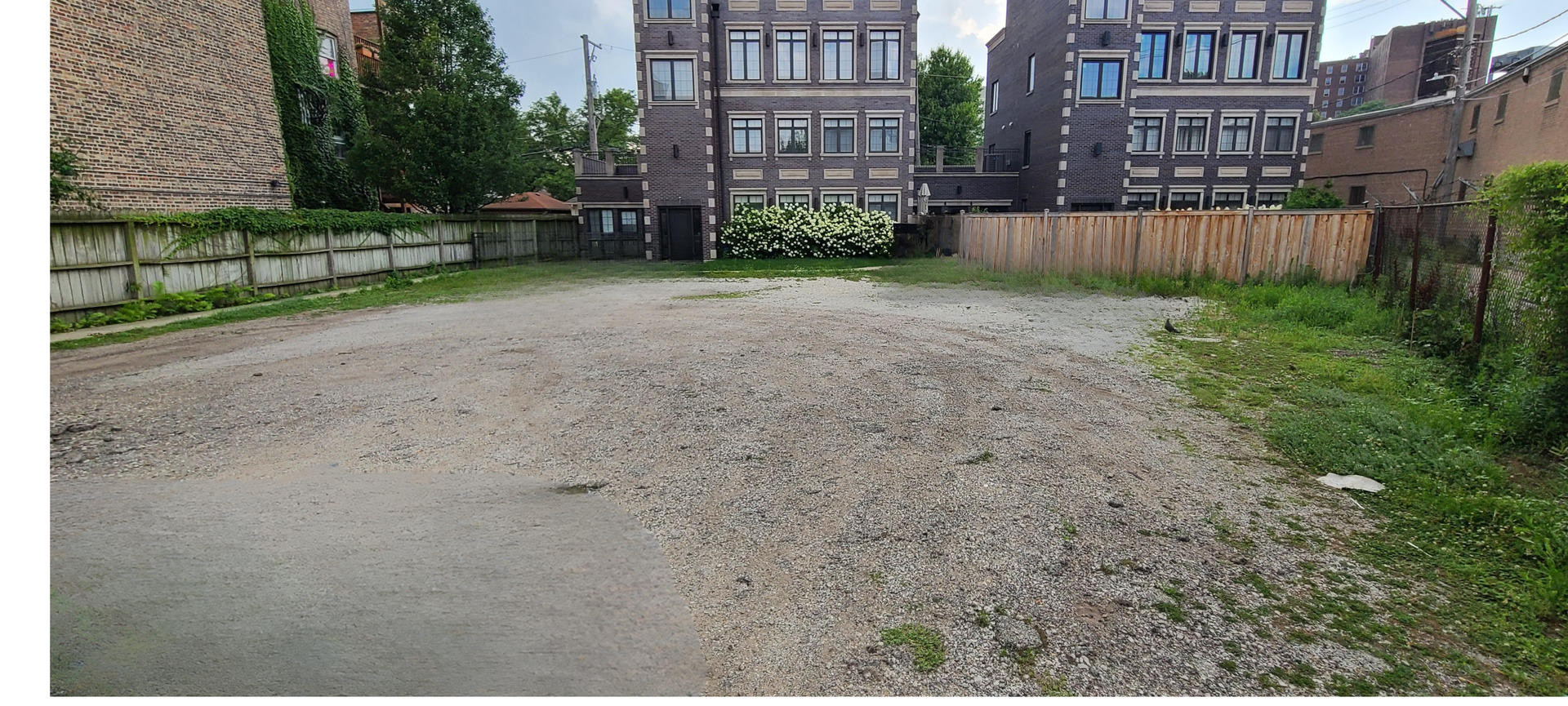 5956 N Paulina Street