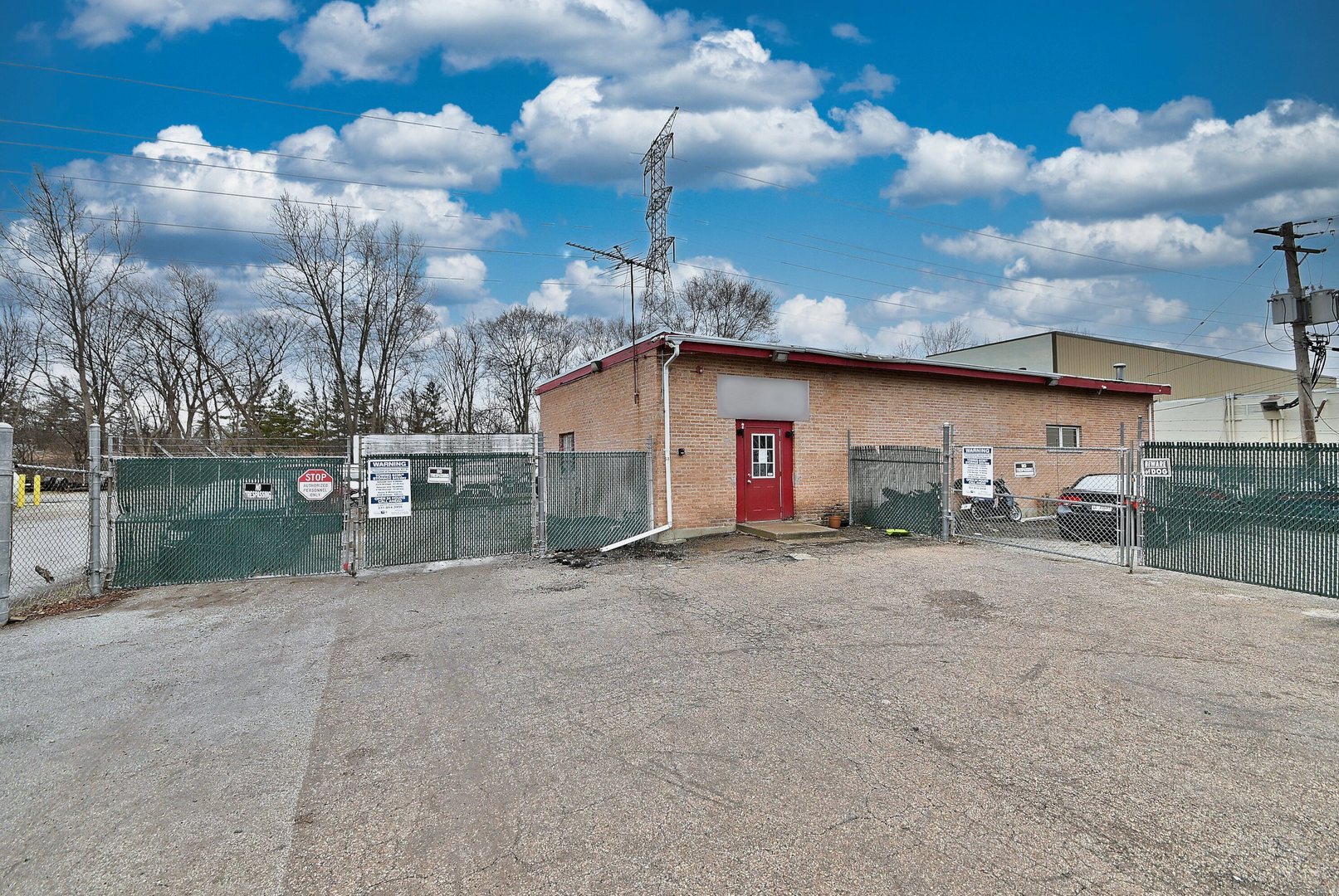 26w321 Saint Charles Road