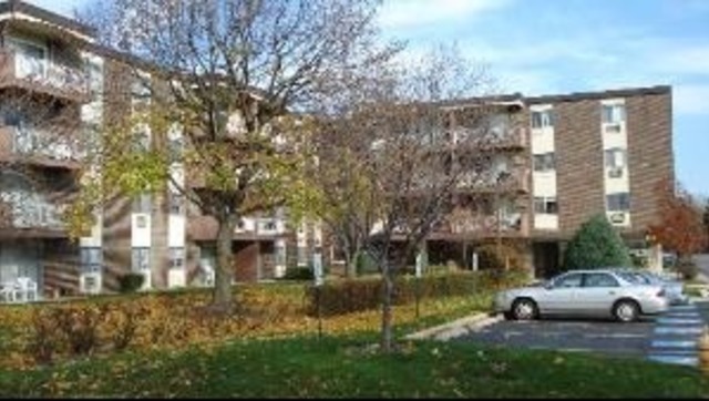 1311 S FINLEY Road Unit: 312