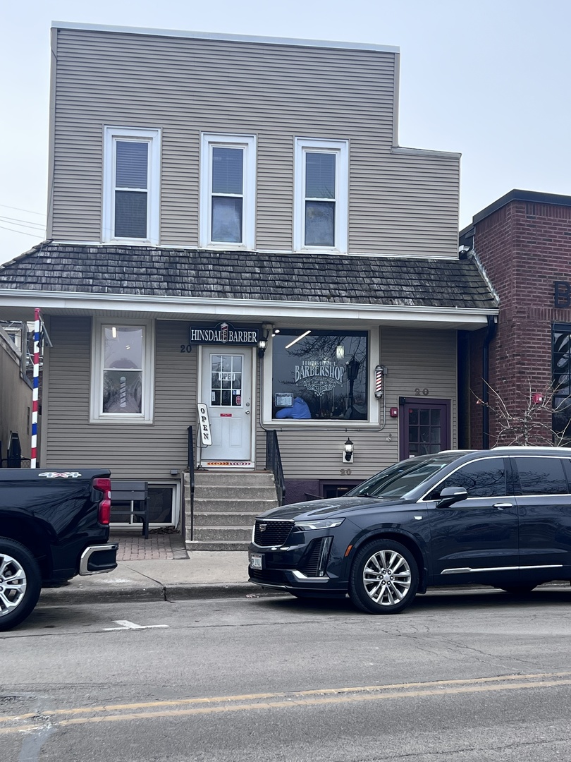 20 W Hinsdale Avenue Unit: 2