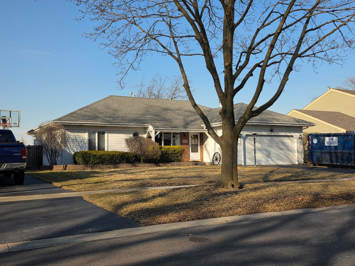 1860 Chandler Avenue