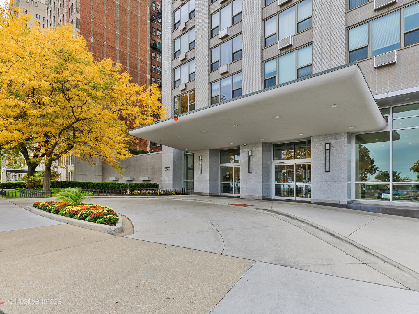 1550 N Lake Shore Drive Unit: 12A