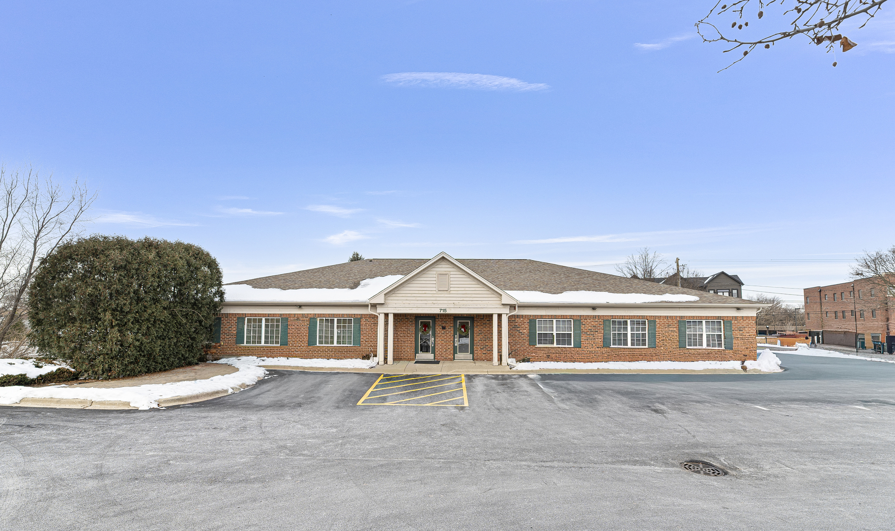 715 E Irving Park Road