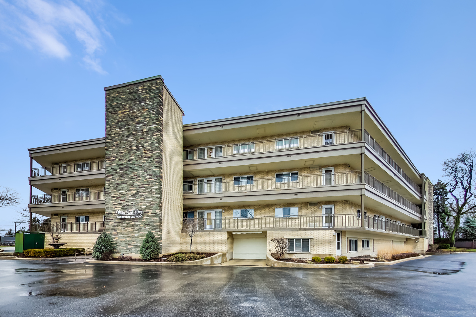 1 N Dee Road Unit: 1B