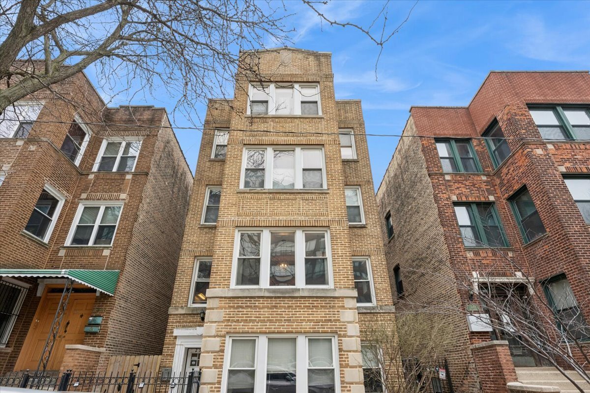 2341 W Haddon Avenue Unit: 2