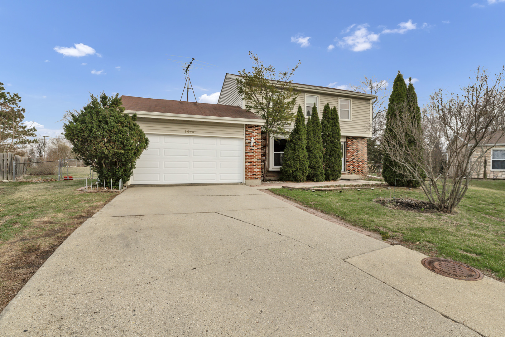 2013 Briar Hill Drive W