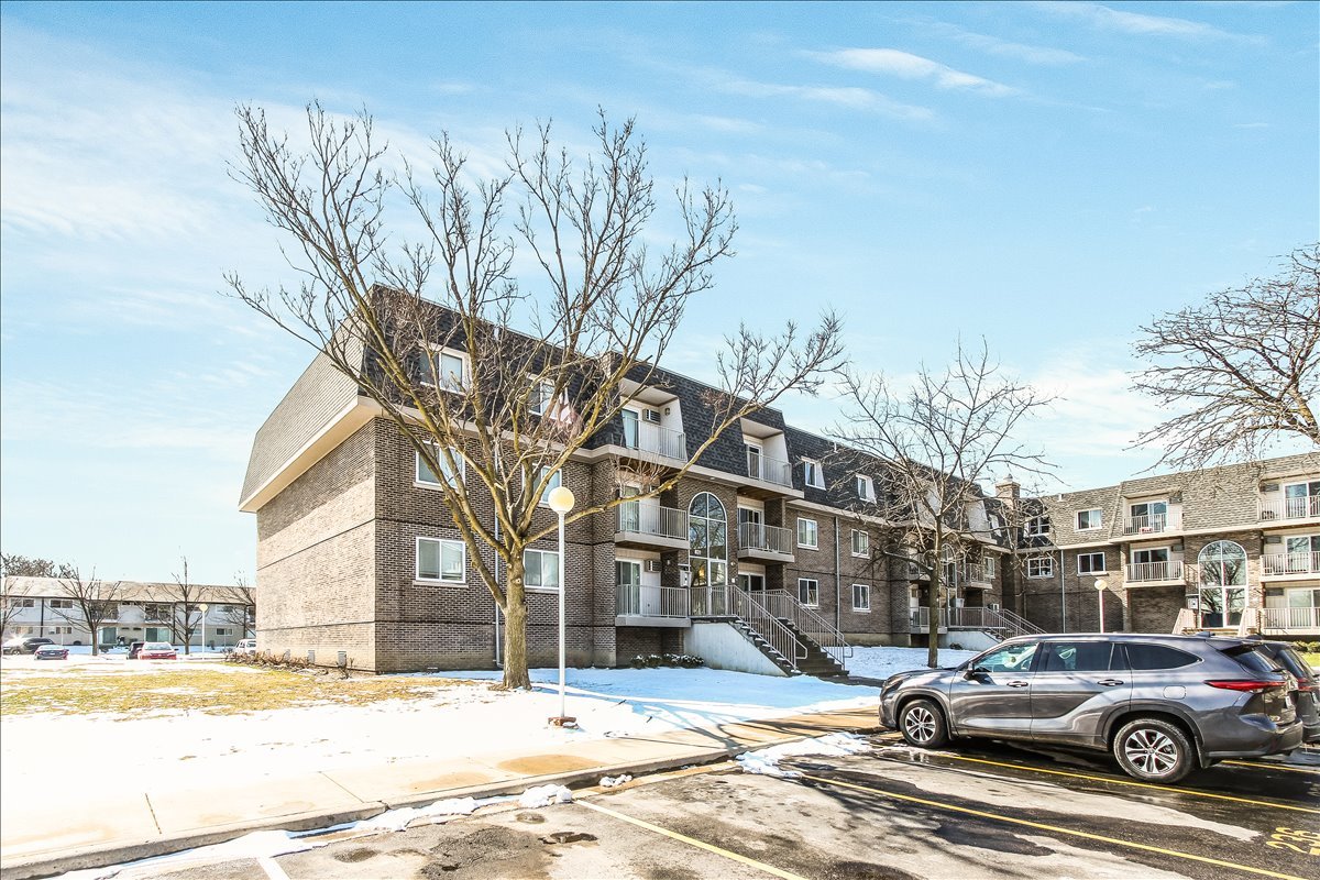 831 Mcintosh Court Unit: 208