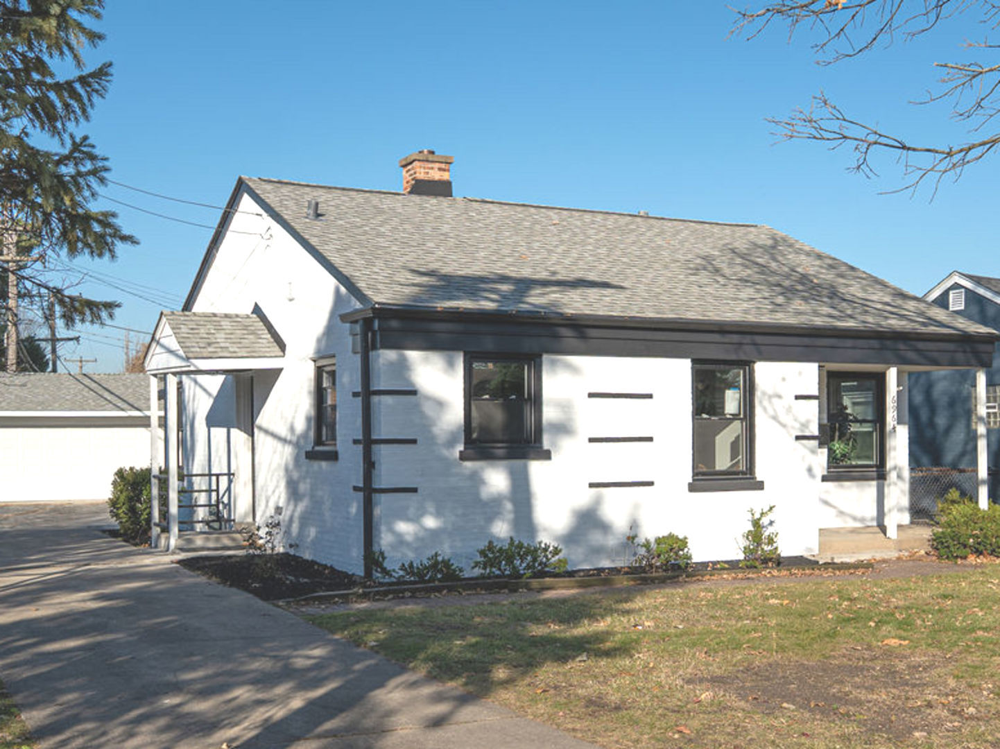 6964 W Cleveland Street