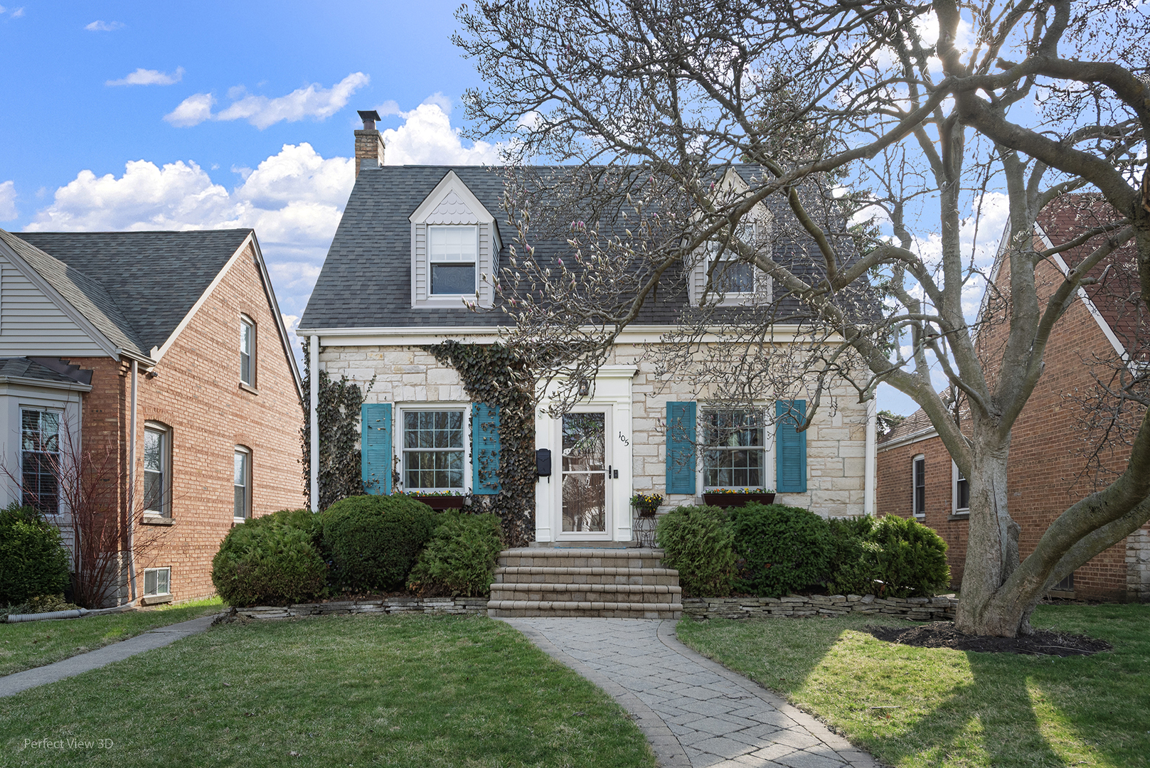 105 N Lincoln Avenue