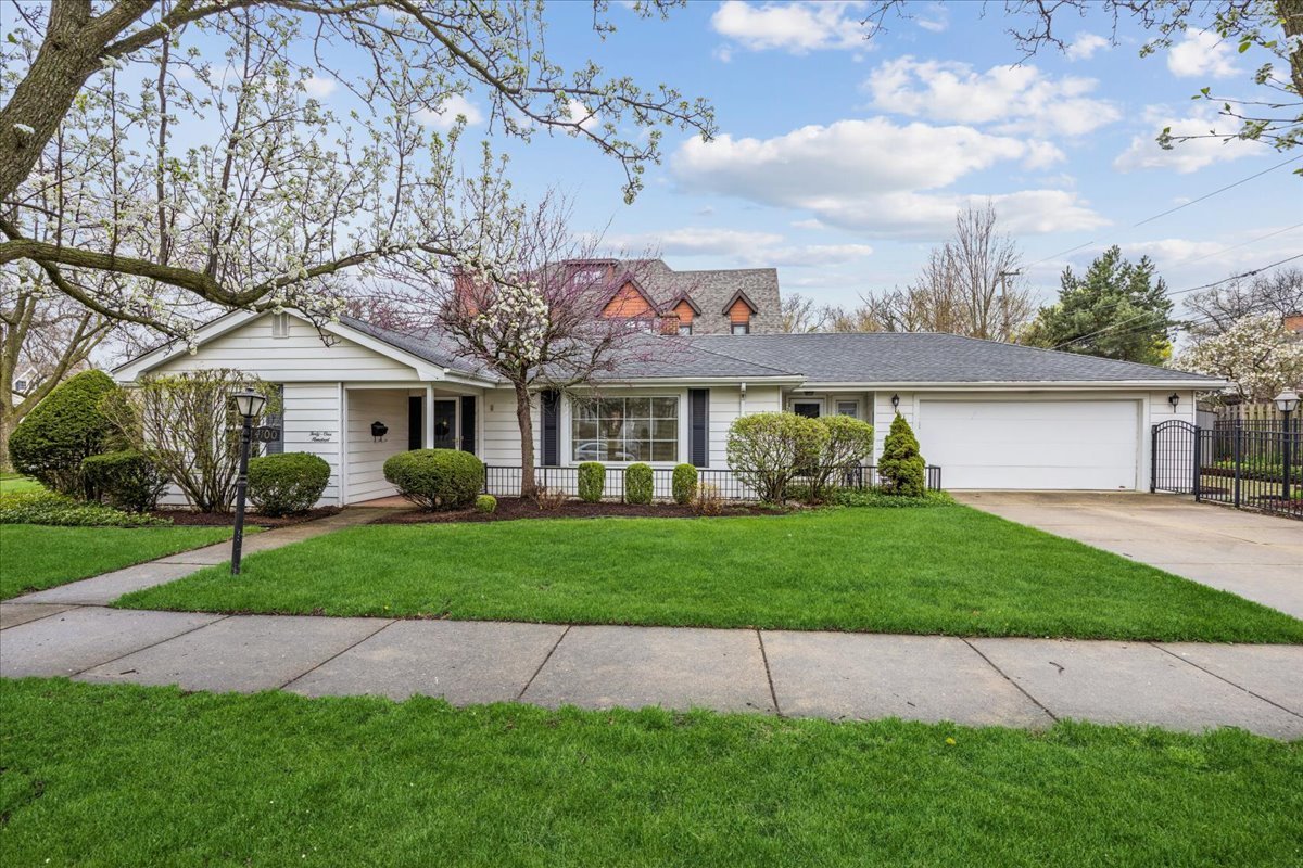 4100 Ellington Avenue