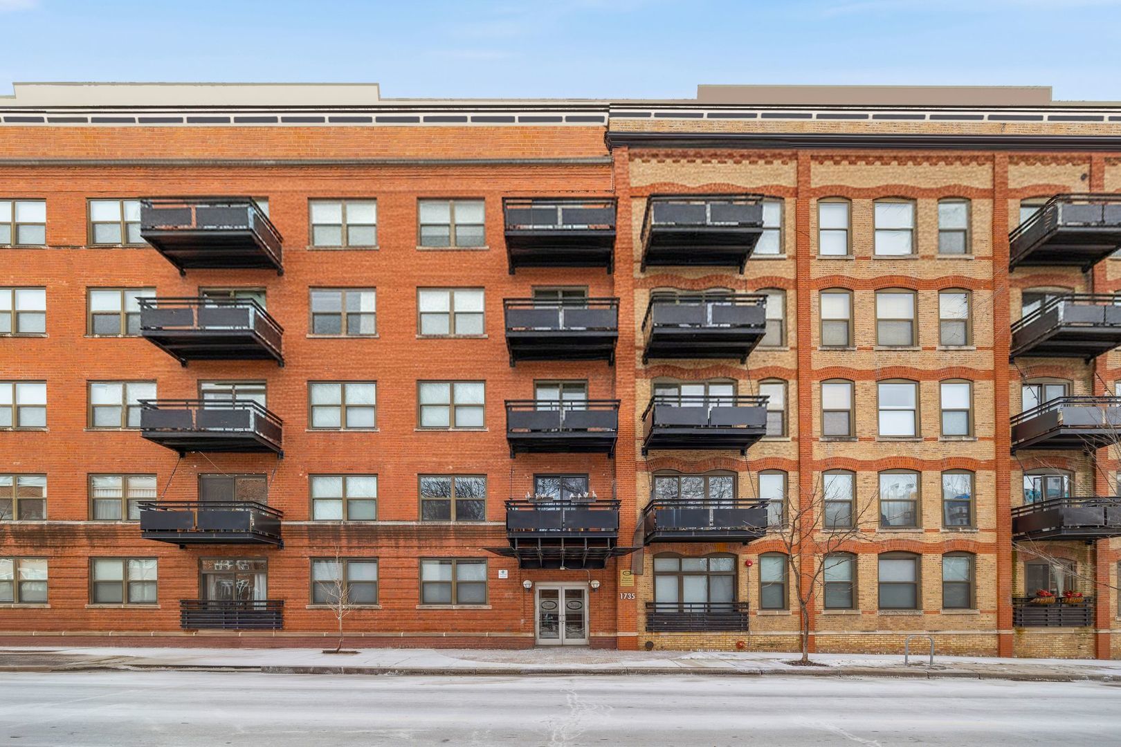 1735 W Diversey Parkway Unit: 118