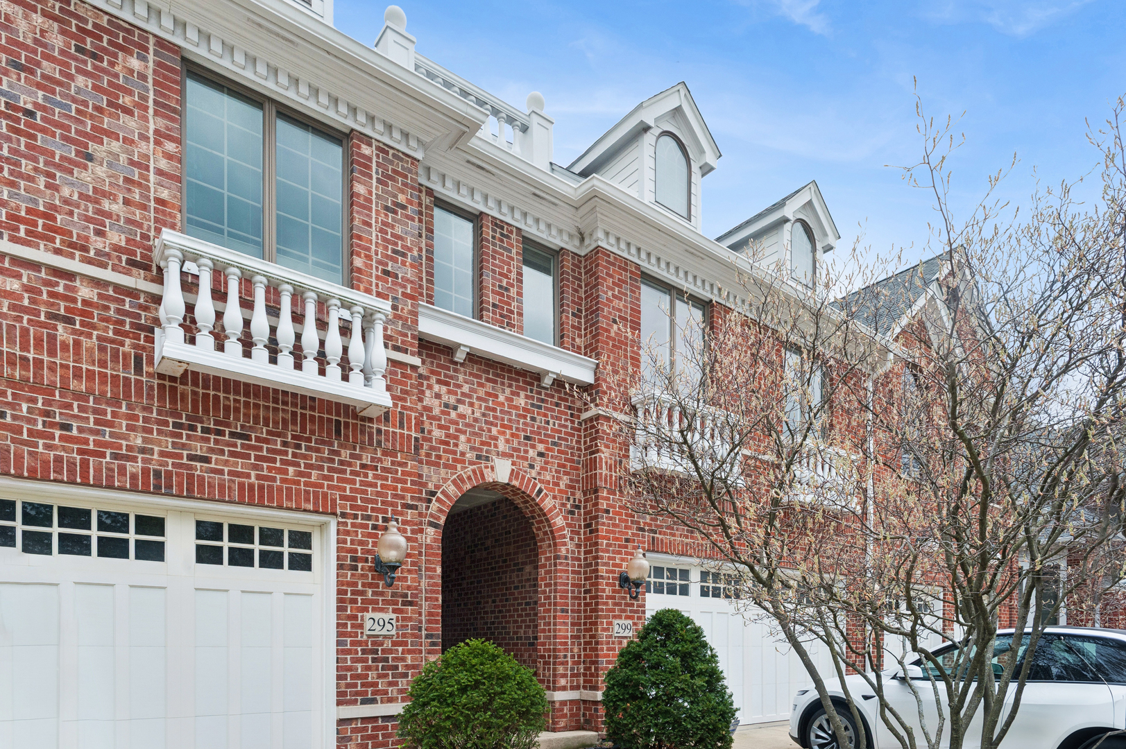 299 Arbor Glen Boulevard