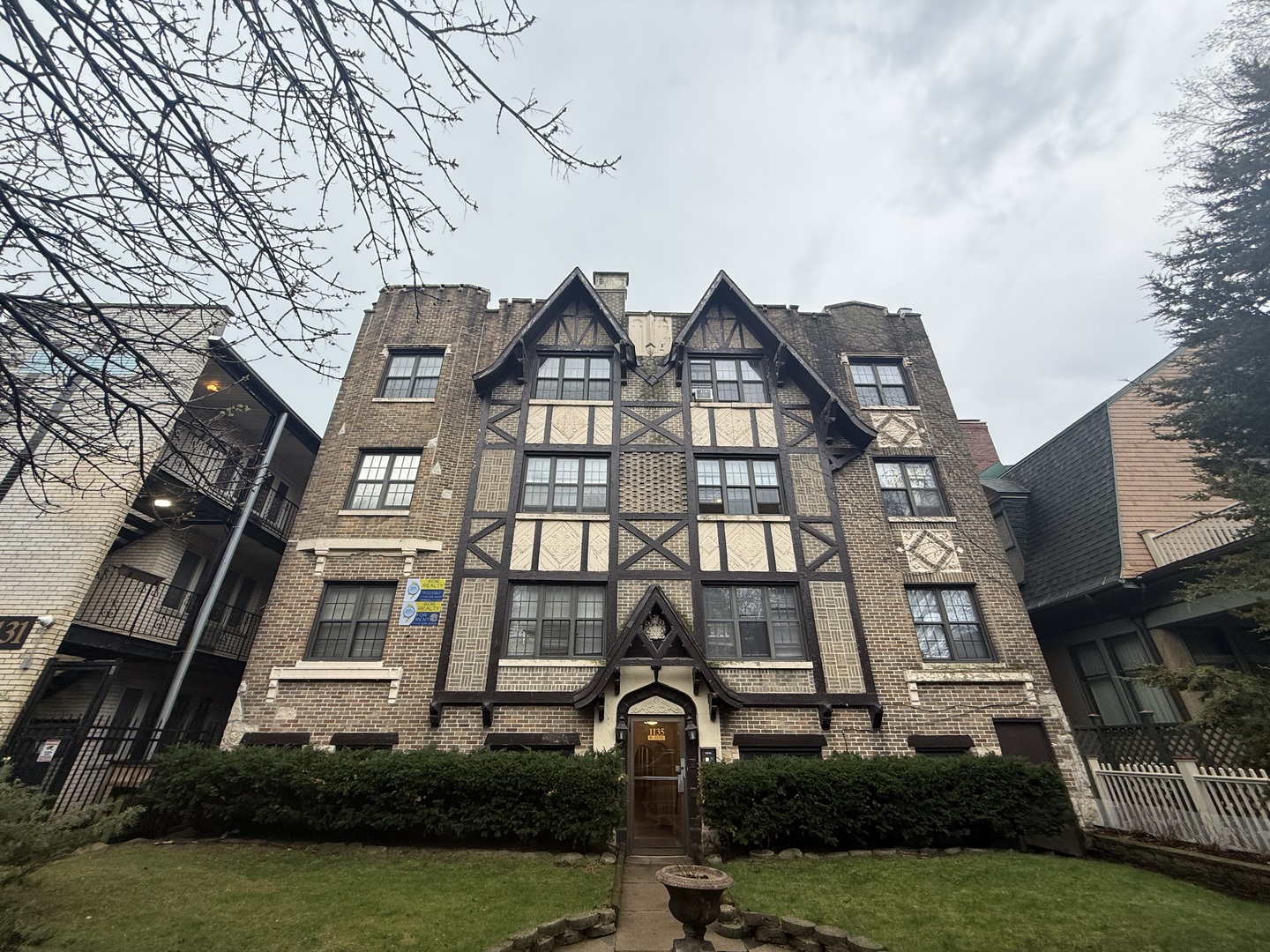 1135 W Lunt Avenue W Unit: 309