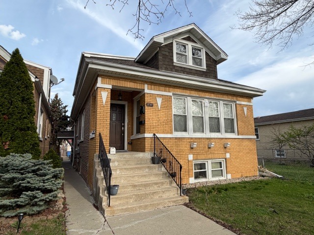 3737 N Oconto Avenue Unit: 2