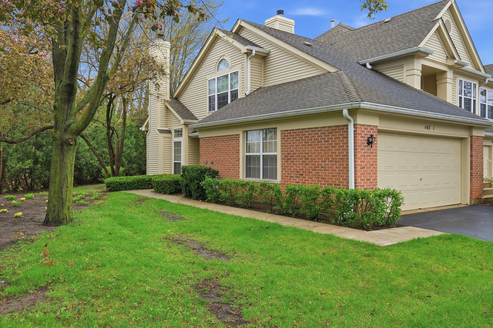 442 Cromwell Circle Unit: 1