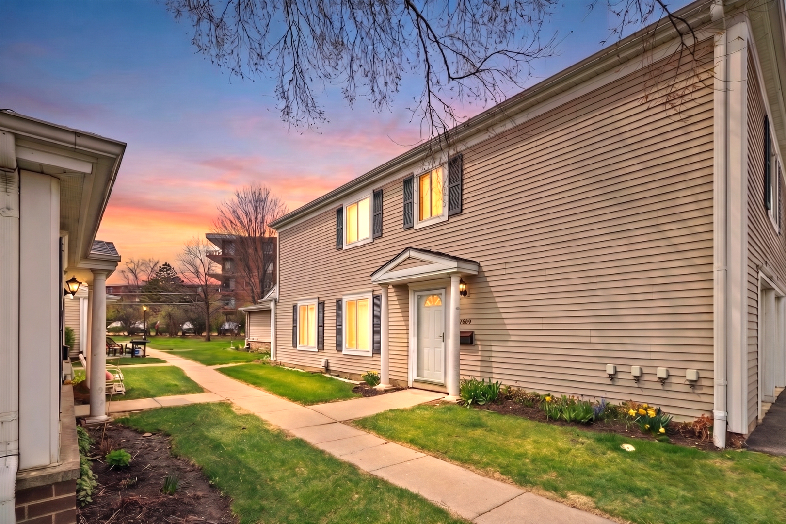 1220 Cove Drive Unit: 224D