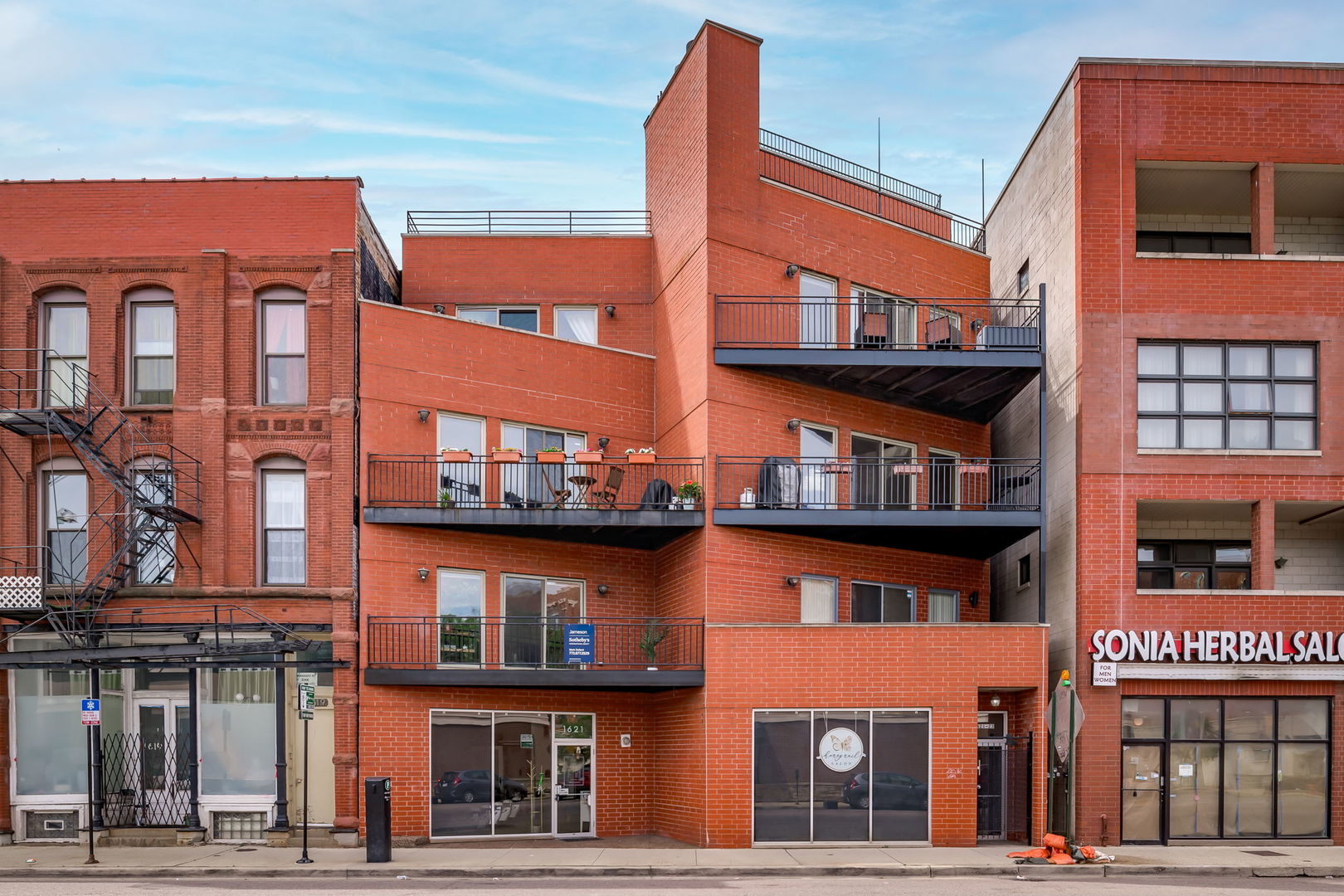 1621 W North Avenue Unit: 2E