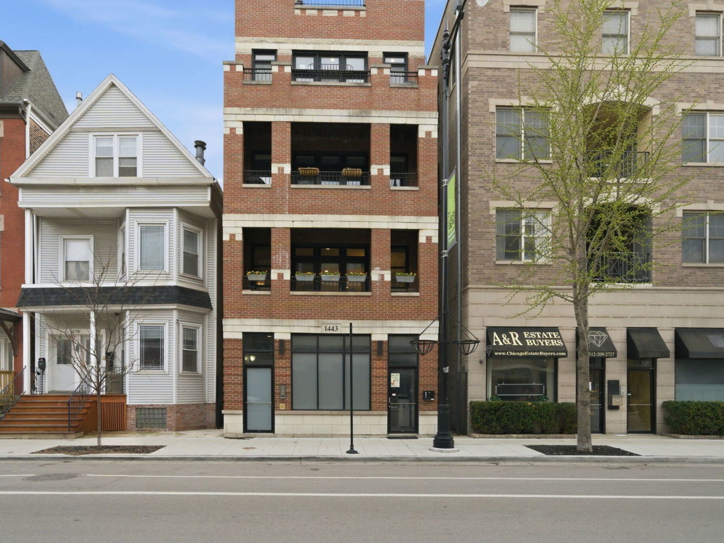 1443 W Belmont Avenue Unit: 1