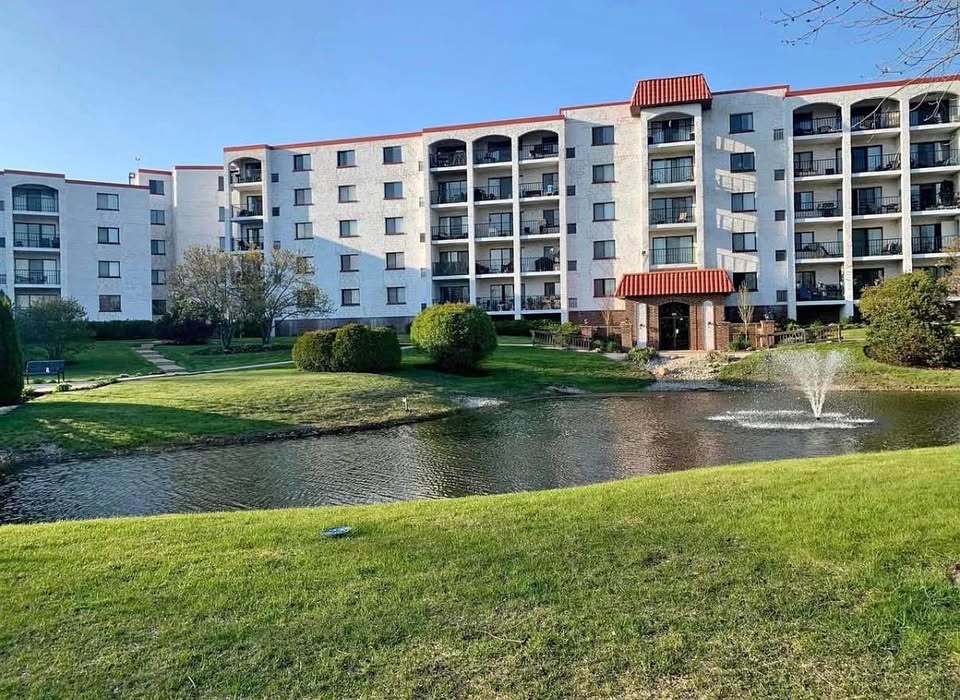 375 Plum Creek Drive Unit: 312