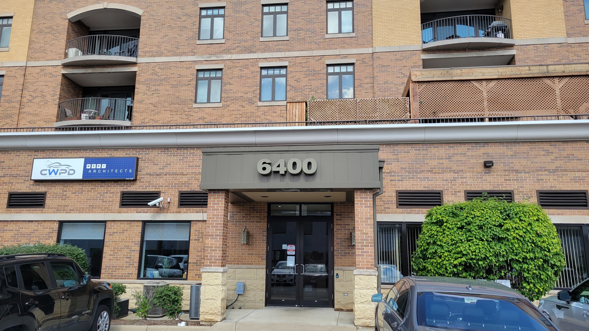 6400 N Northwest Highway
