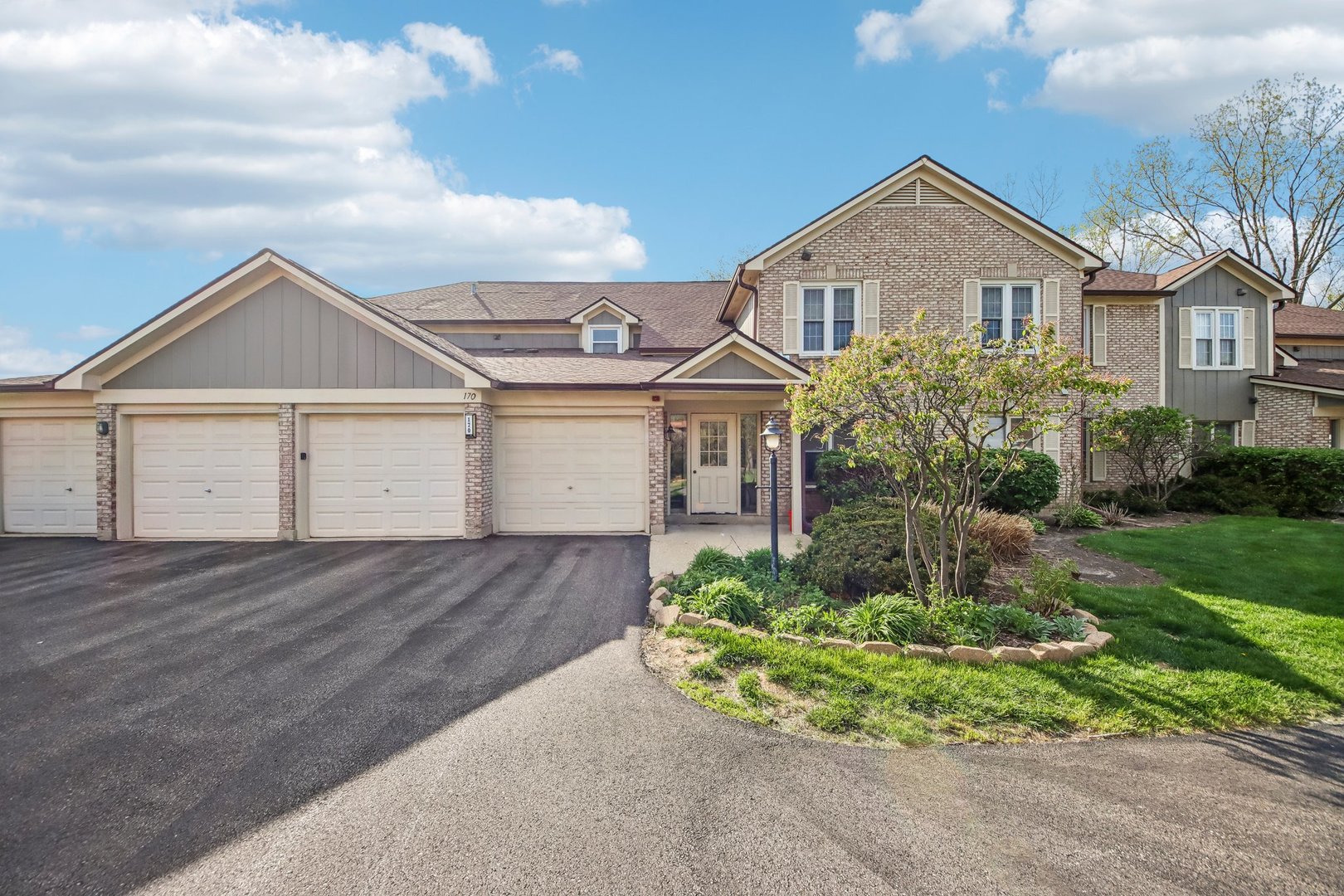 170 Grove Avenue Unit: B