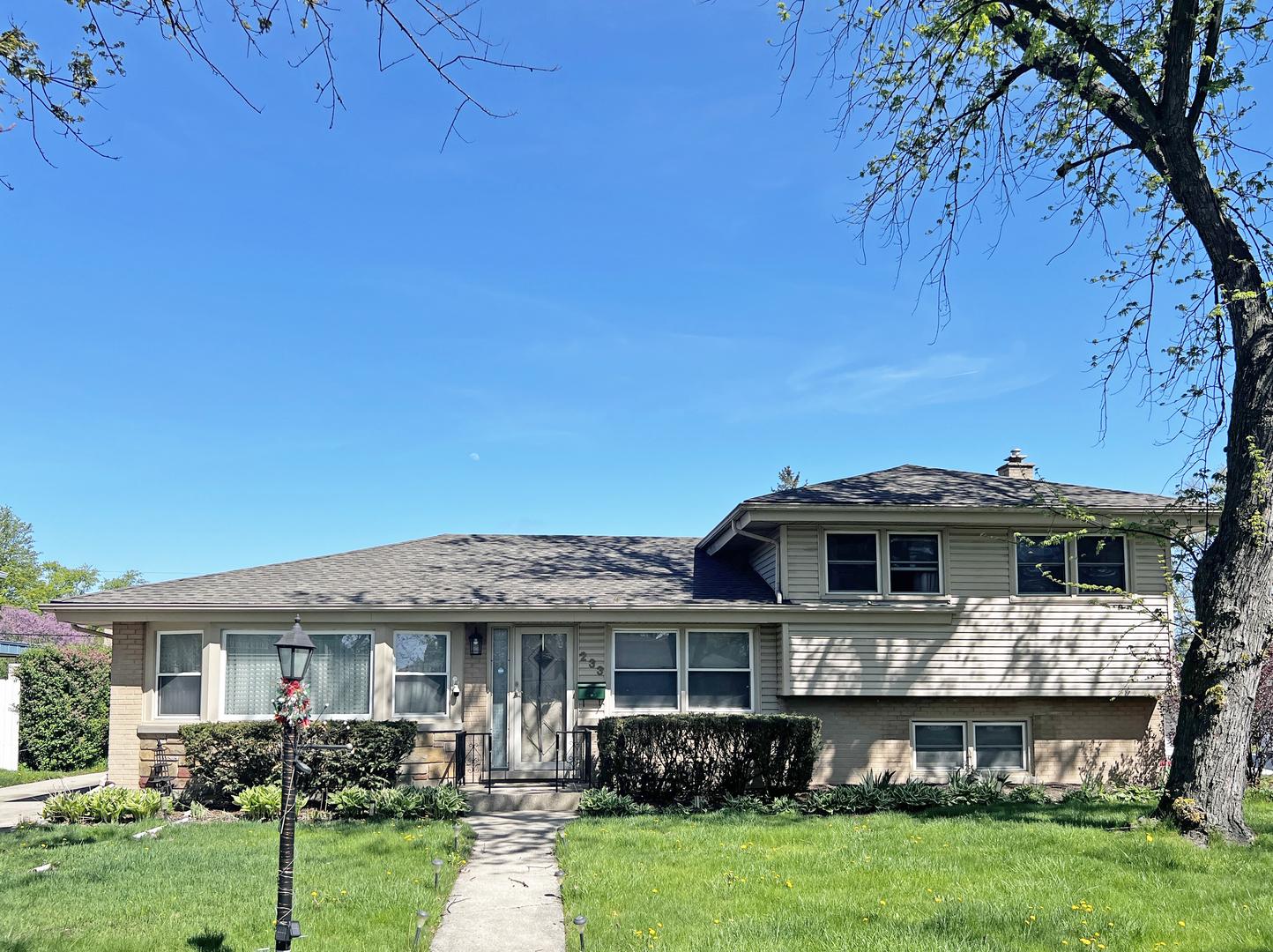 233 Crescent Drive