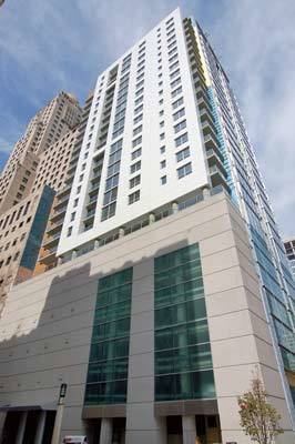 160 E ILLINOIS Street Unit: 2006