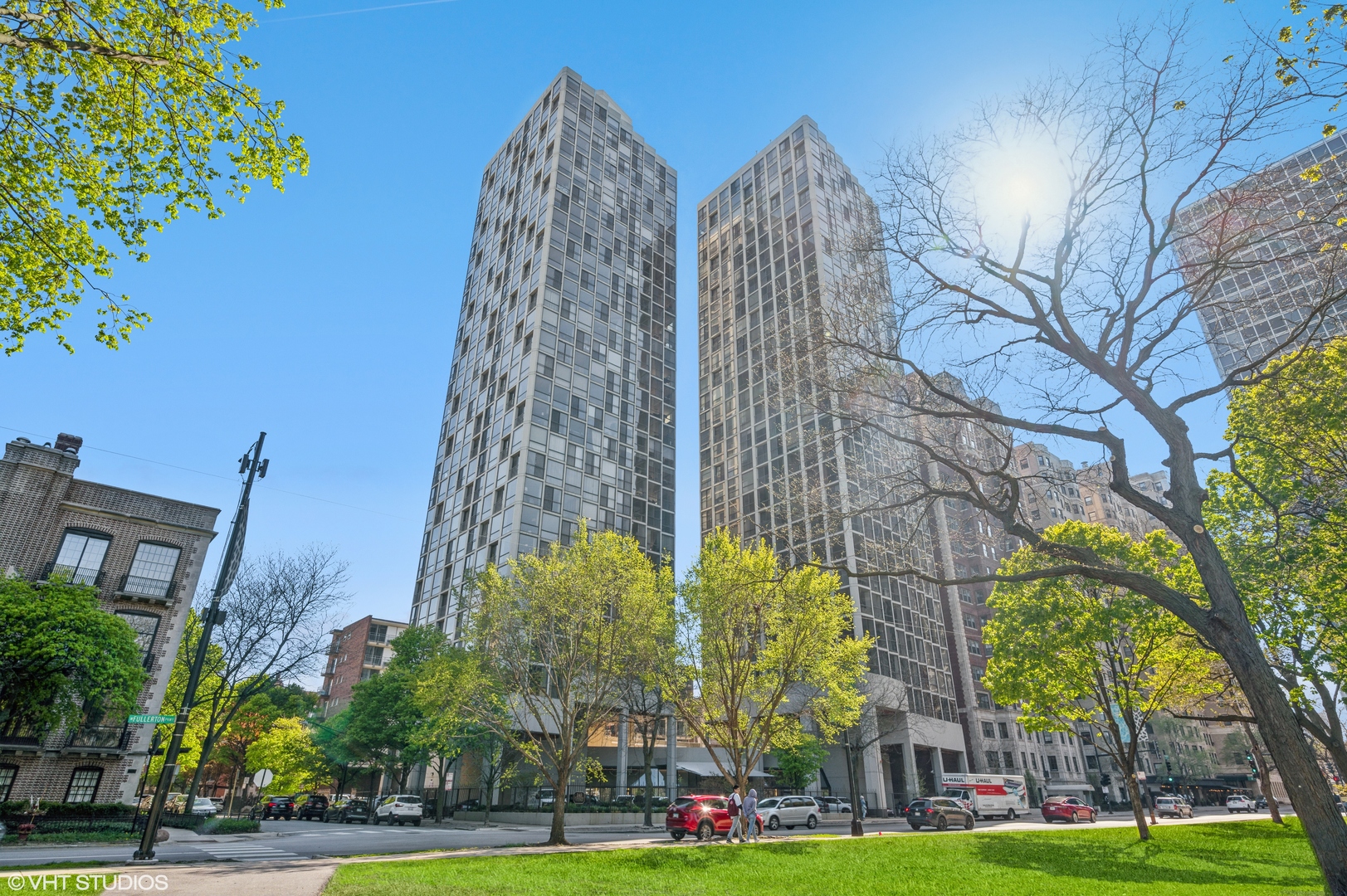 345 W Fullerton Parkway Unit: 801
