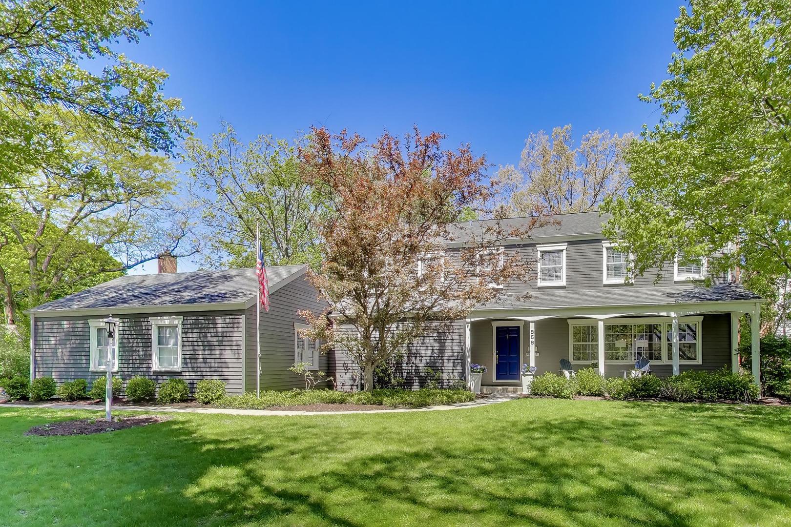 858 Woodbine Lane